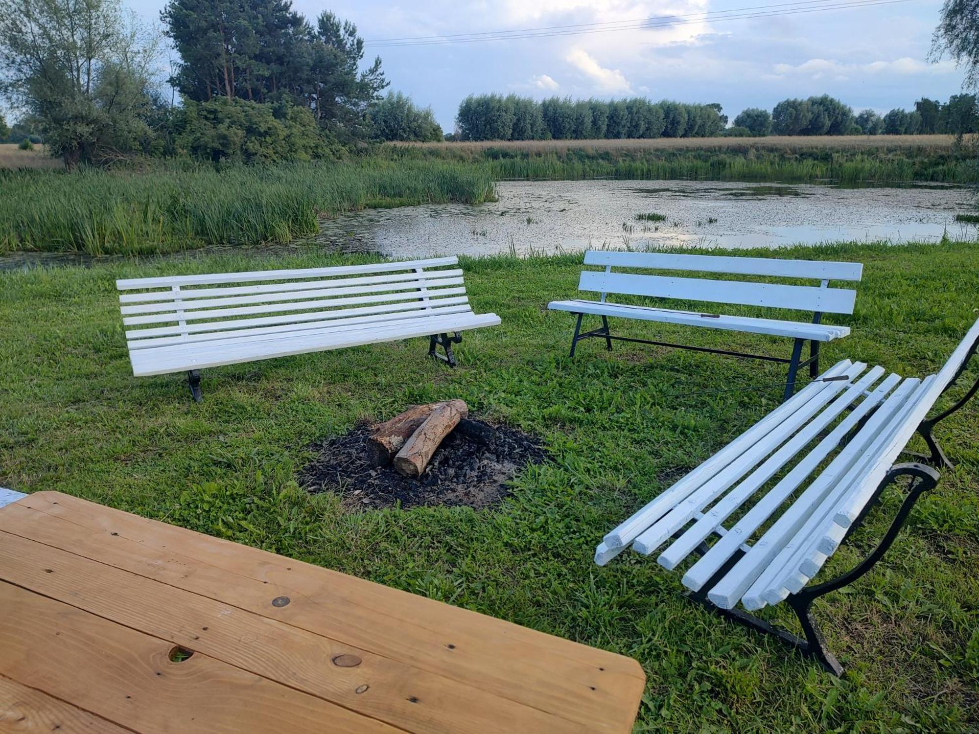 Chatka Stegienka Bagian luar foto